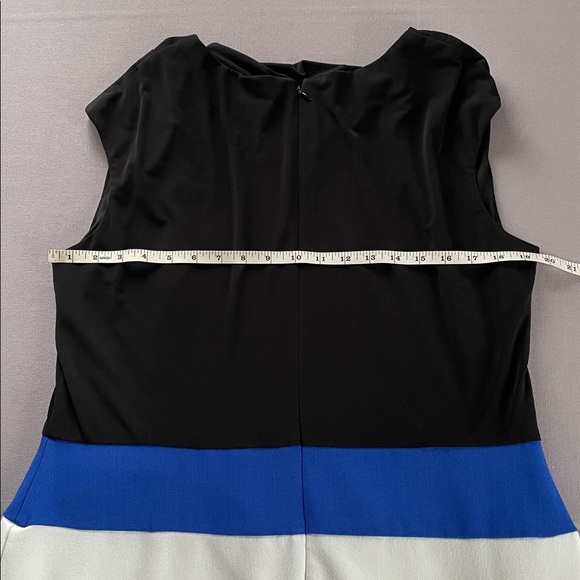 Studio One Colorblock Dress - Picture 6 of 11